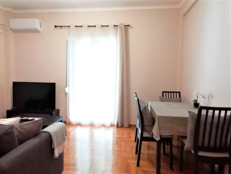Koukaki Cozy Apartment 5 Minutes To Metro アテネ エクステリア 写真